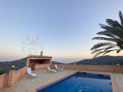 Villa in Sayalonga, Provincia de Málaga