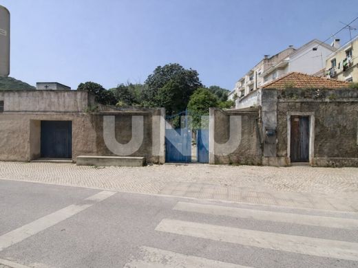 Land in Vila Franca de Xira, Lisbon
