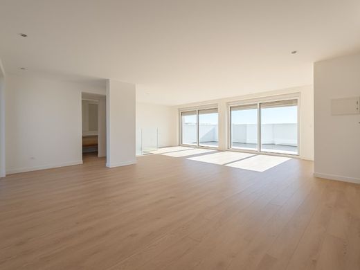 Apartment / Etagenwohnung in Montijo, Distrito de Setúbal