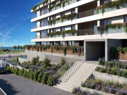 ヴィラ・ノヴァ・デ・ガイア
, Vila Nova de Gaiaのアパートメント