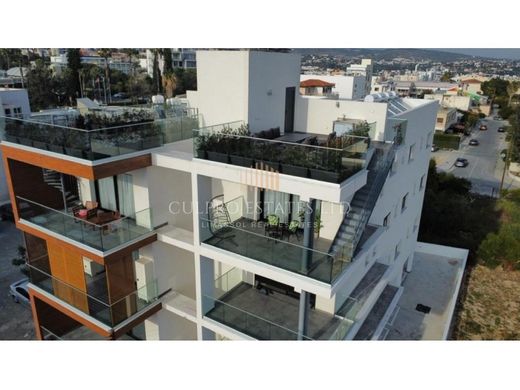 Germasógeia, Limassol Districtのアパートメント