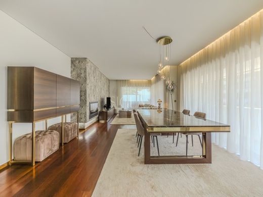 ヴィラ・ノヴァ・デ・ガイア
, Vila Nova de Gaiaのアパートメント