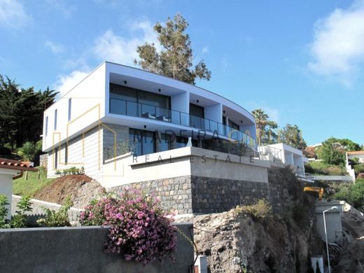 Luxury home in Santa Cruz, Madeira