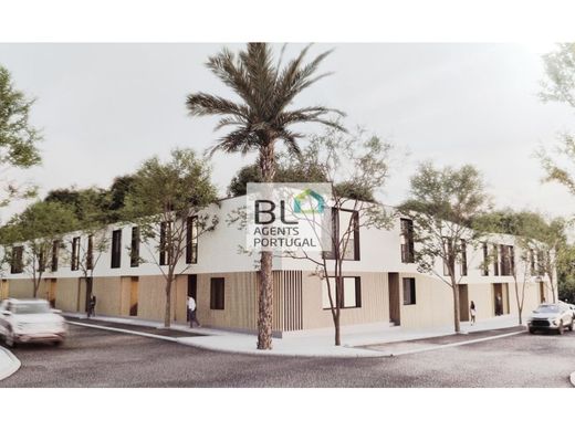 ‏וילה רב-משפחתית ב  לולה, Loulé