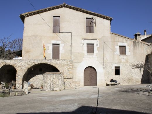 Kɪr evi Cervià de Ter, Província de Girona