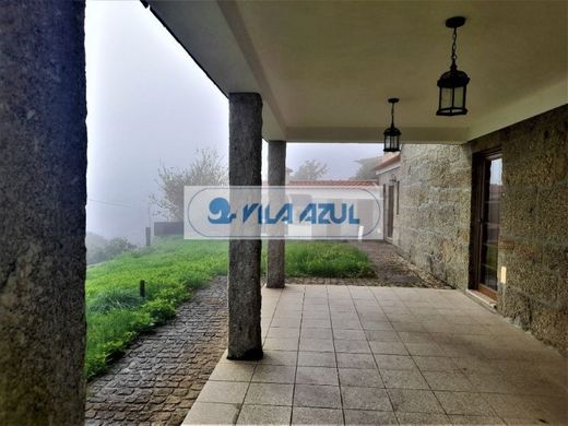 Villa Baião, Distrito do Porto