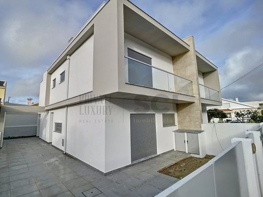 Luxury home in Seixal, Distrito de Setúbal