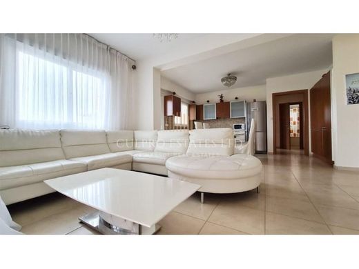 Apartment in Germasógeia, Limassol District