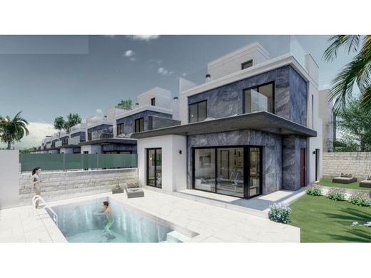 Villa en Pilar de la Horadada, Provincia de Alicante