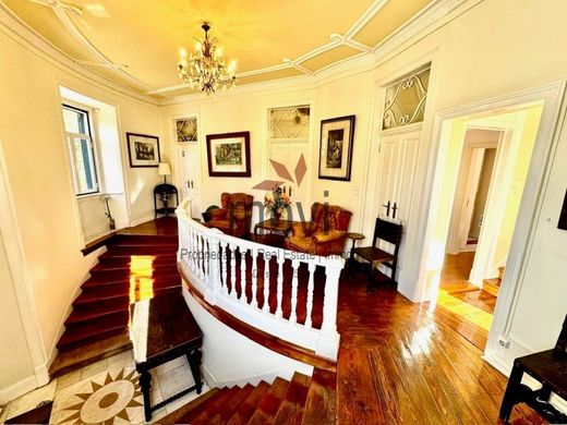 Apartment / Etagenwohnung in Cascais e Estoril, Cascais