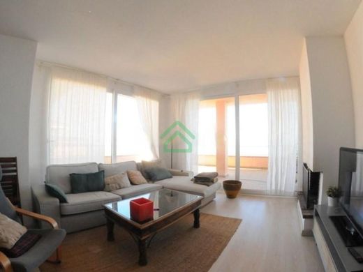 Apartment / Etagenwohnung in Pals, Provinz Girona