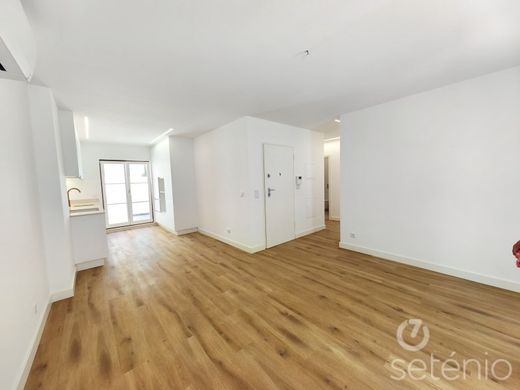 Apartament w Santo António, Lisbon