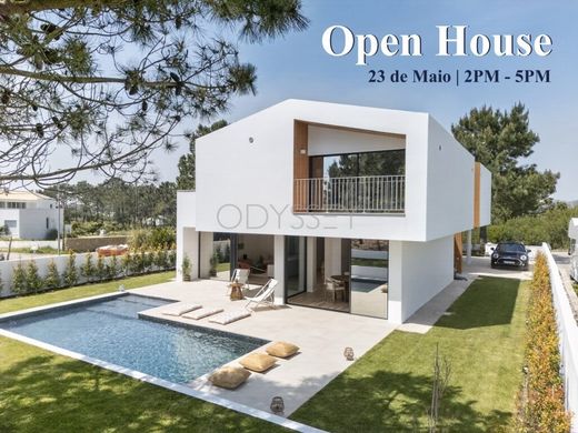 Detached House in Sintra, Lisbon