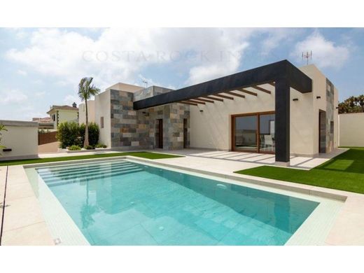 Villa in Torrevieja, Alicante