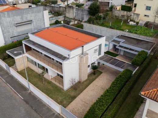 Πολυτελή κατοικία σε Μπράγκα, Braga