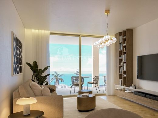 Apartment / Etagenwohnung in Funchal, Madeira