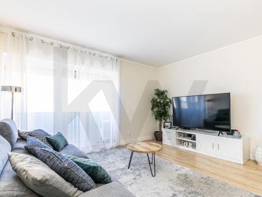 Apartment in Santa Clara, Lisbon