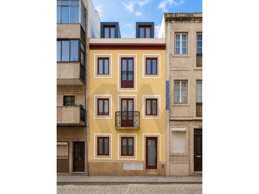 Complexes résidentiels à Lisbonne, Lisbon