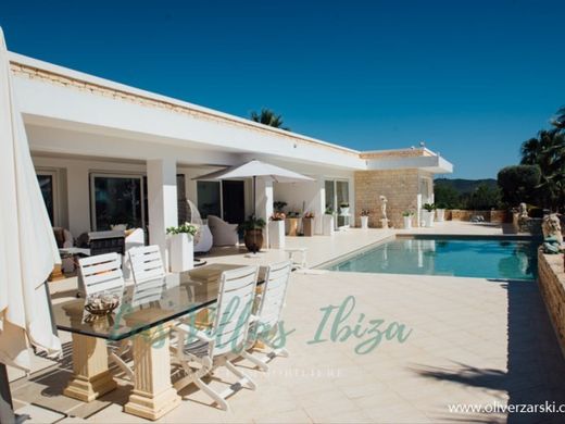 Villa a Santa Eulària des Riu, Isole Baleari