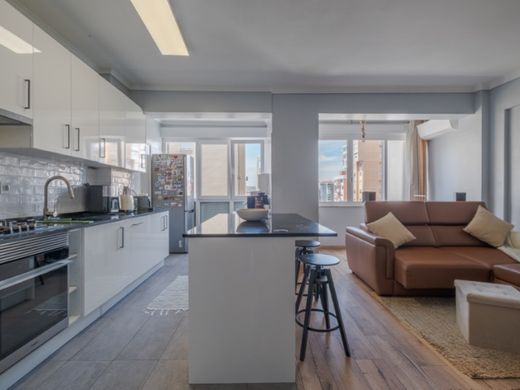 Piso / Apartamento en Amadora, Lisboa