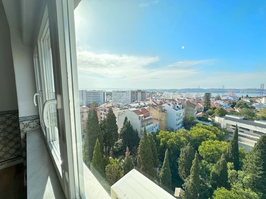 套间/公寓  Campo de Ourique, Lisbon