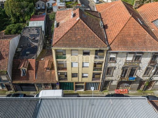 Kamienica w Porto, Distrito do Porto