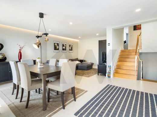 Πολυτελή κατοικία σε Oeiras, Distrito de Lisboa