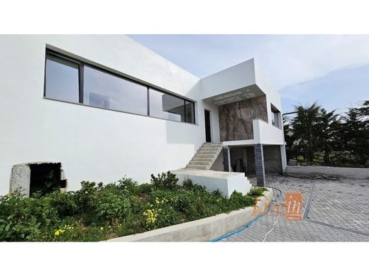 Dom jednorodzinny w Mafra, Distrito de Lisboa