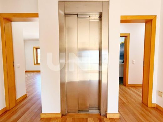 호화 저택 / Santa Maria da Feira, Distrito de Aveiro