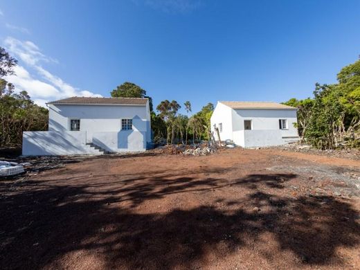 Luxe woning in Madalena, Azores