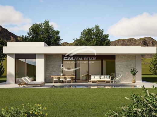 Villa in Pinoso, Alicante