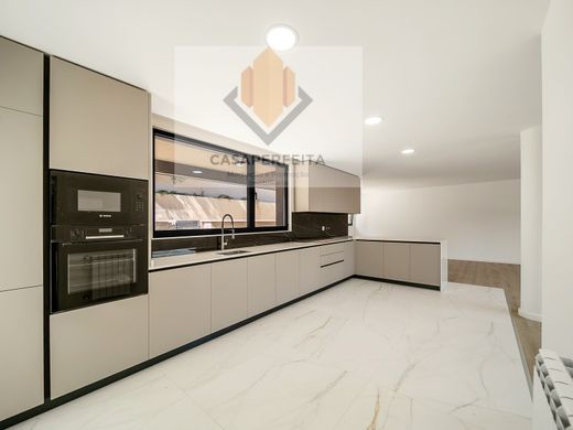 豪宅  加亚新城
, Vila Nova de Gaia