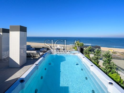 Piso / Apartamento en Vila Nova de Gaia, Oporto