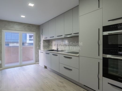 Apartment / Etagenwohnung in Montijo, Distrito de Setúbal