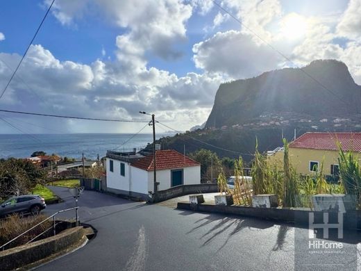Luxus-Haus in Santana, Madeira