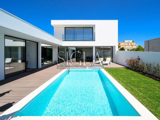 منزل ﻓﻲ فيلا نوا دغايا
, Vila Nova de Gaia