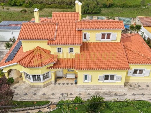 Luxus-Haus in Vila Franca de Xira, Lissabon