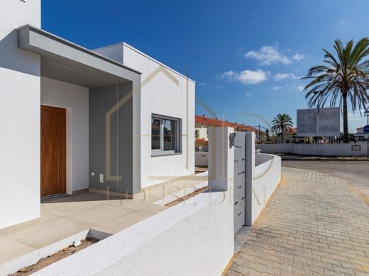 Luxury home in Seixal, Distrito de Setúbal