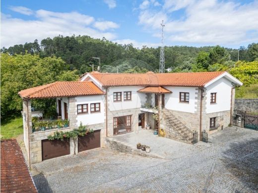 Amares, Distrito de Bragaの高級住宅