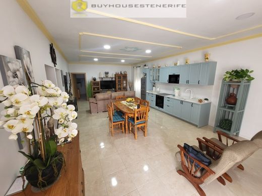 Granadilla de Abona, サンタ・クルス・デ・テネリフェのカントリー風またはファームハウス