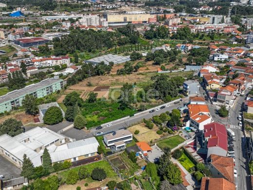 地皮  Gondomar, Distrito do Porto