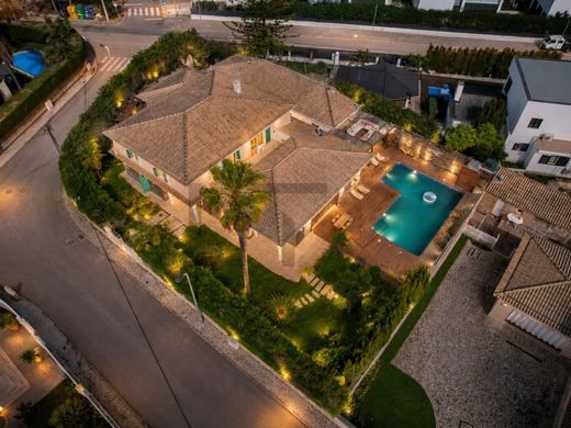 Detached House in Cascais, Lisbon
