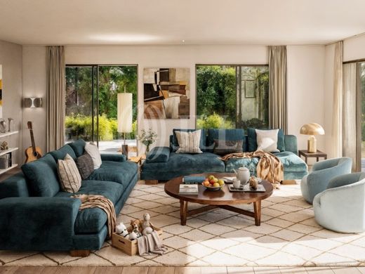 Casa di lusso a Almada, Distrito de Setúbal