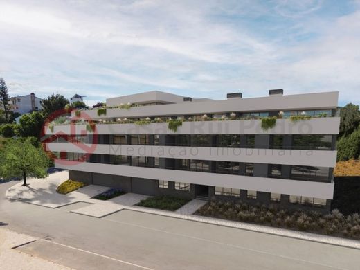 Apartment / Etagenwohnung in Sesimbra, Distrito de Setúbal