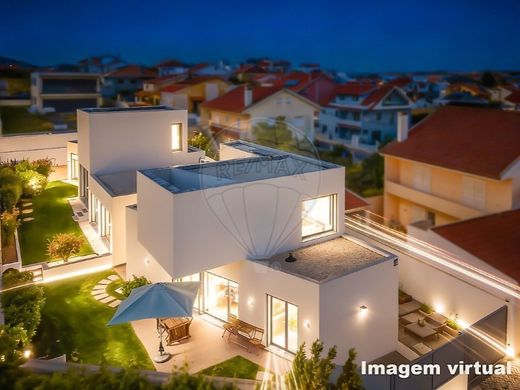 Luxury home in Cascais, Lisbon