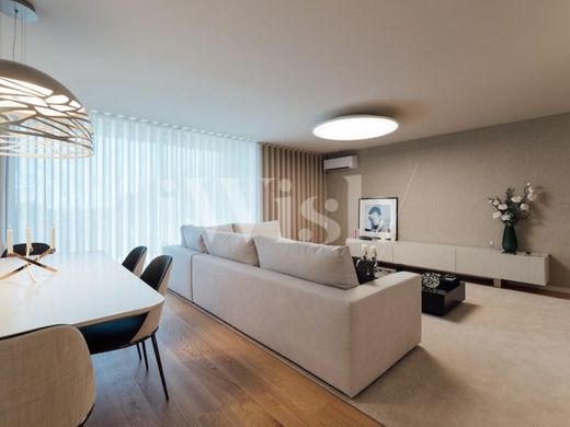 Appartement in Vila Nova de Gaia, Distrito do Porto