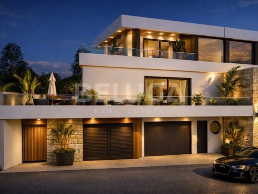 Villa multifamiliale à Funchal, Madère