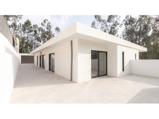 Luxury home in Santa Maria da Feira, Aveiro