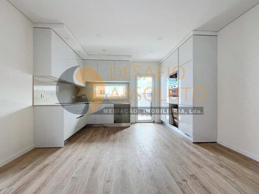 Villa Plurifamiliare a Seixal, Distrito de Setúbal