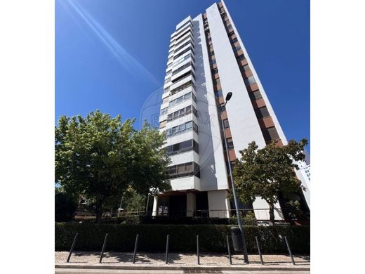 Apartment in Santa Clara, Lisbon